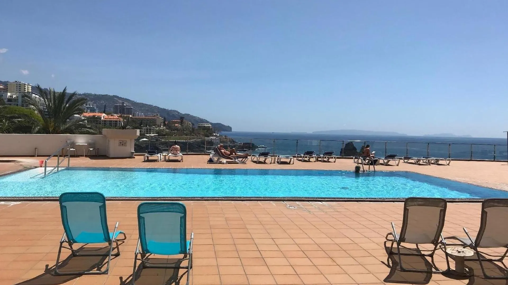 Studio Fuer 4 Personen Ca 15 M In So Martinho, Madeira Suedkueste Von Madeira فونشال