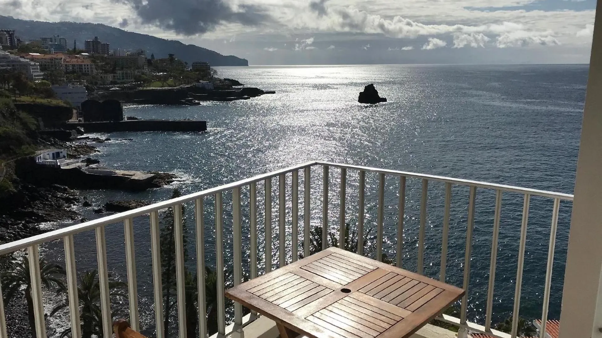 Studio Fuer 4 Personen Ca 15 M In So Martinho, Madeira Suedkueste Von Madeira فونشال
